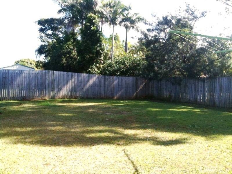 27 Spring Road, Kallangur QLD 4503