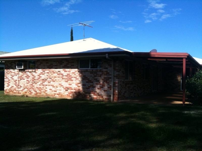 27 Spring Road, Kallangur QLD 4503