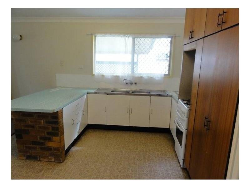 18 Burns Street, Capalaba QLD 4157