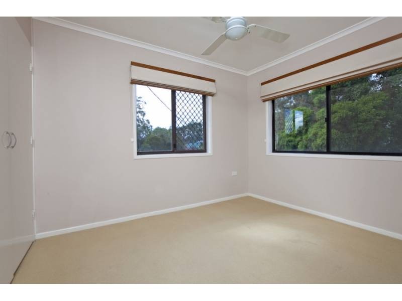 16 Larbonya Crescent, Capalaba QLD 4157