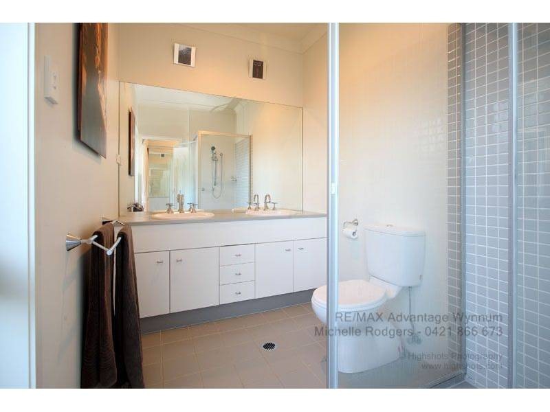 35 Yarra Road, Wakerley QLD 4154