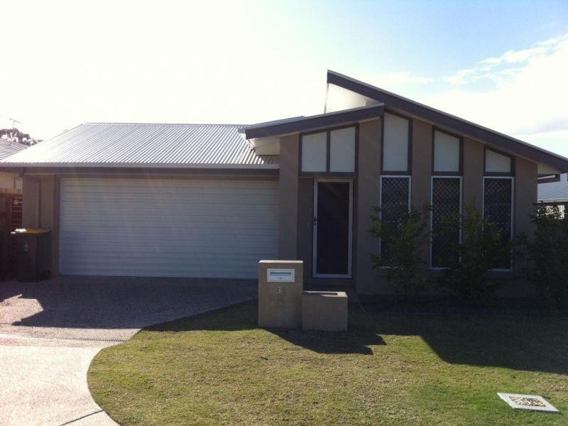 39 Worchester Crescent, Wakerley QLD 4154
