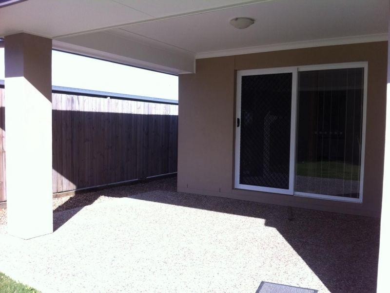 39 Worchester Crescent, Wakerley QLD 4154