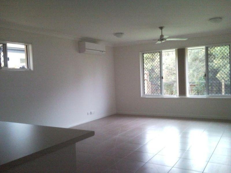 39 Worchester Crescent, Wakerley QLD 4154