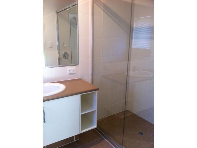 39 Worchester Crescent, Wakerley QLD 4154