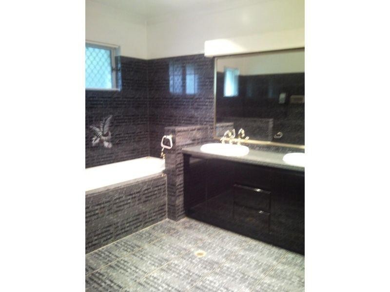 55 Rembrandt Street, Carina QLD 4152