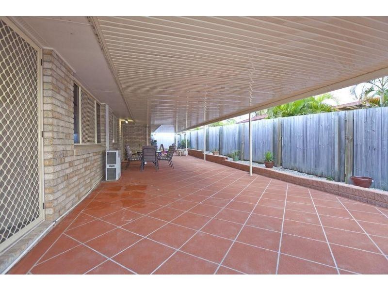2 Creswick Place, Birkdale QLD 4159
