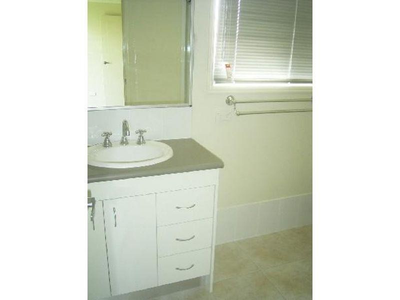 23 Timkelnik Cres, Victoria Point QLD 4165