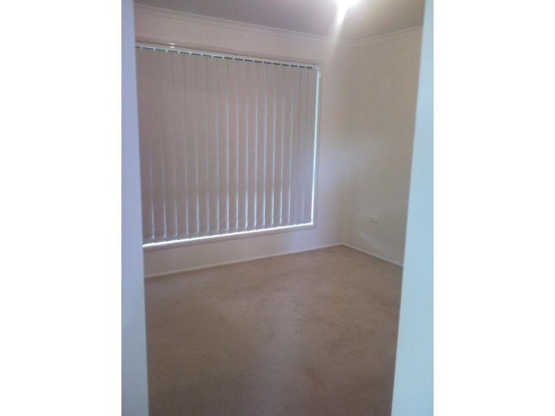 12 Sylvania Street, Wellington Point QLD 4160