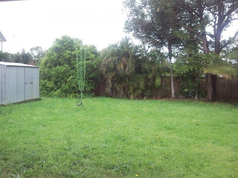 12 Sylvania Street, Wellington Point QLD 4160