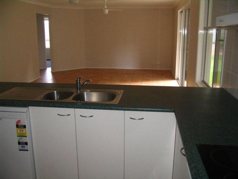 15 Agathis Place, Capalaba QLD 4157