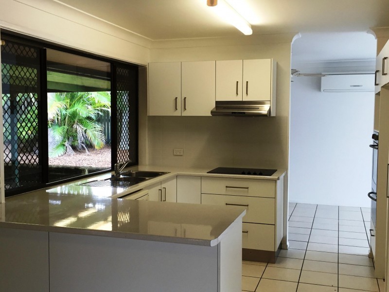 27 Prescoter Drive, Victoria Point QLD 4165