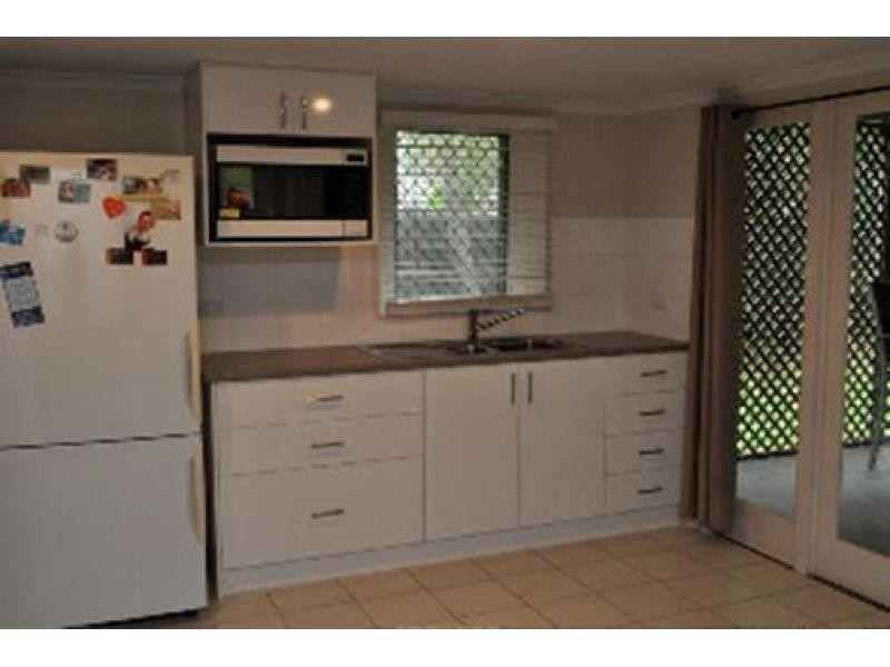 1 Axholme Street, Brighton QLD 4017