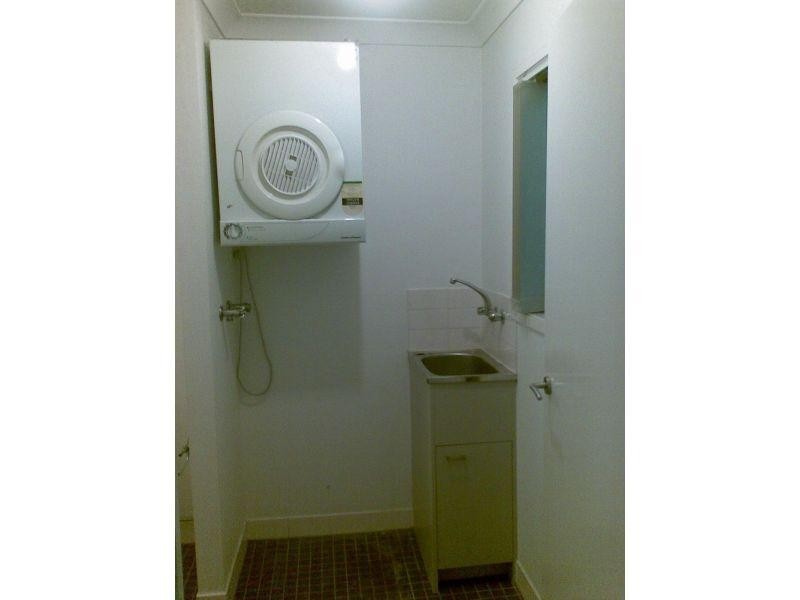 Unit 8 573 Main Road Cnr Main Rd and Duncan Street, Wellington Point QLD 4160