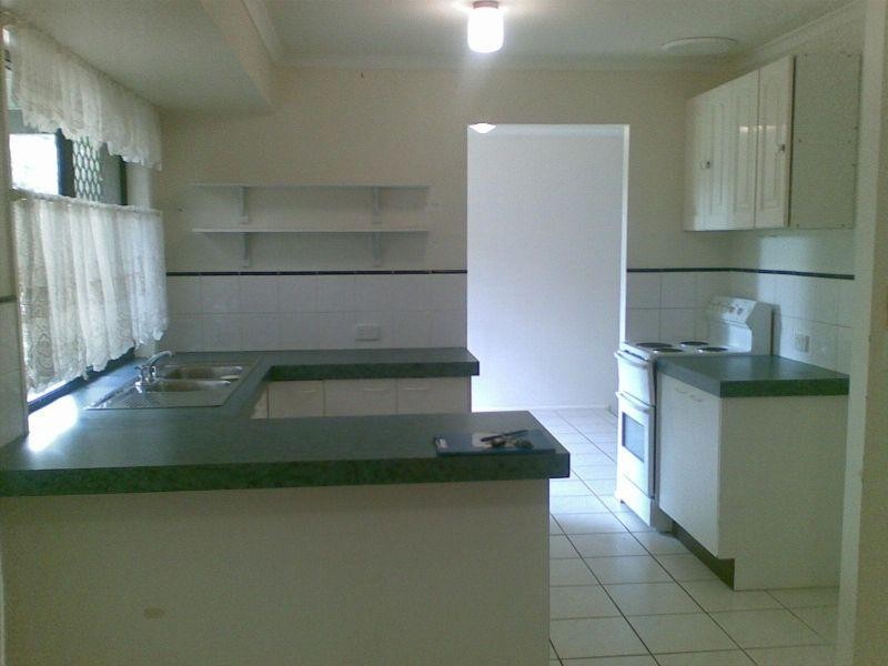 37 McWilliam St, Redland Bay QLD 4165