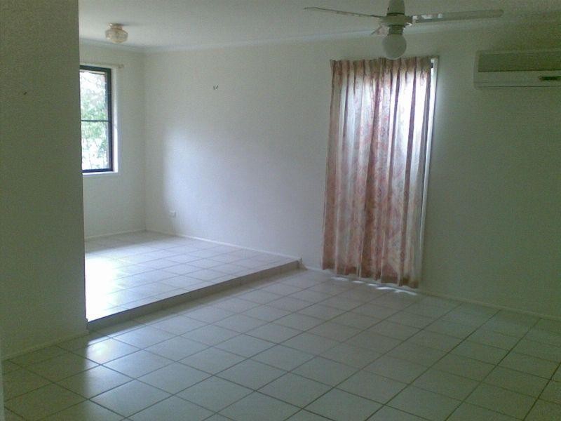 37 McWilliam St, Redland Bay QLD 4165