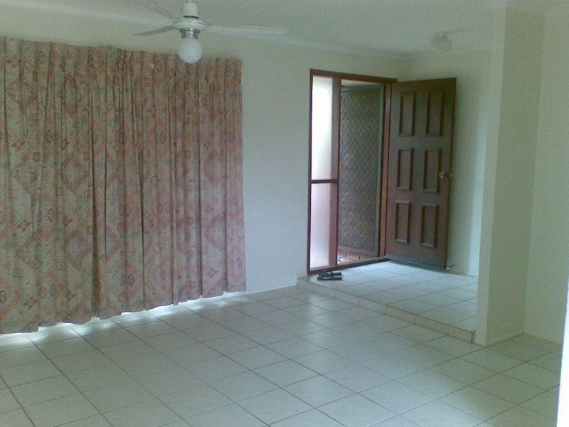 37 McWilliam St, Redland Bay QLD 4165