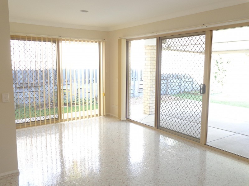 41 Matthews Way, Wakerley QLD 4154