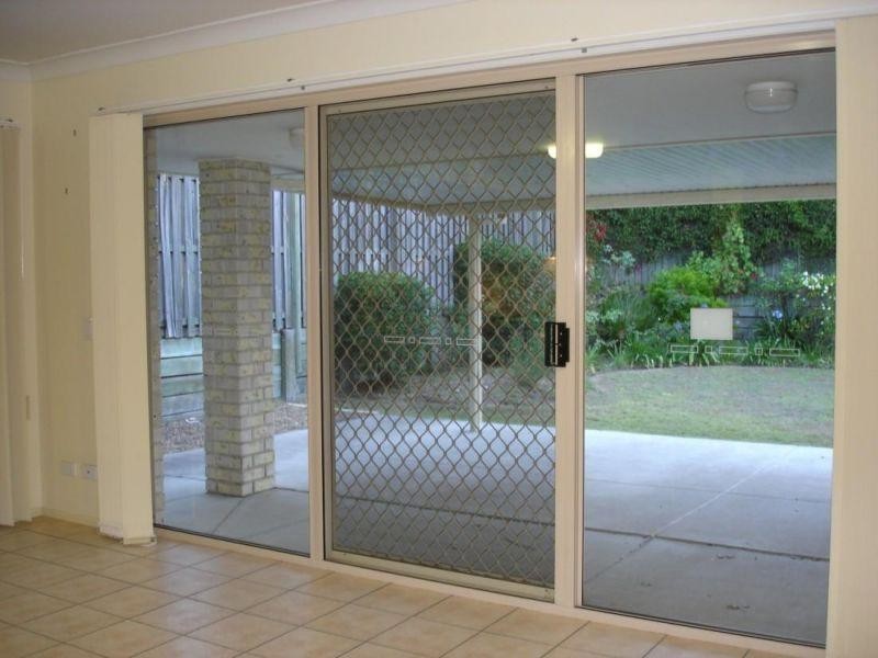 41 Matthews Way, Wakerley QLD 4154