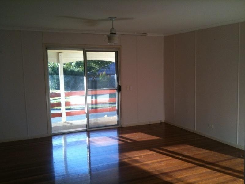 26 Wunulla Street, Thorneside QLD 4158