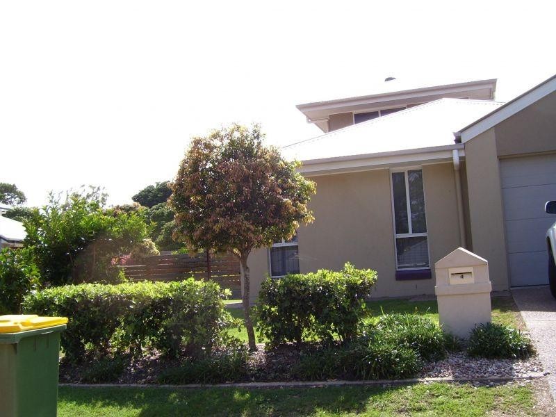 4  Merle St, Birkdale QLD 4159