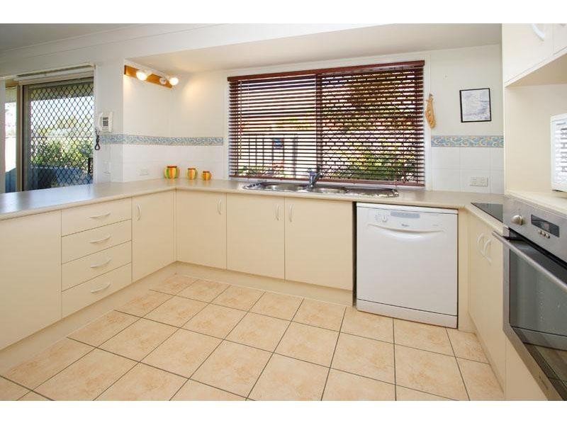 48 Matthews Way, Wakerley QLD 4154