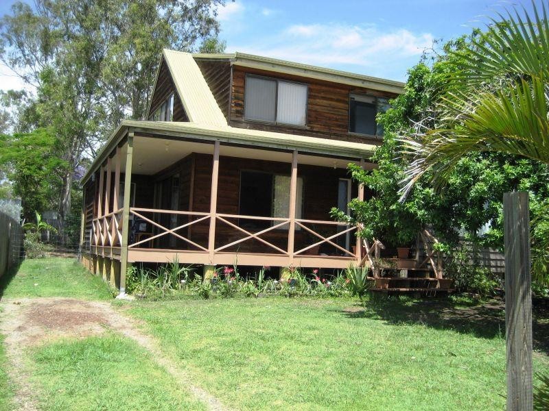 42 Queens Esplanade, Thorneside QLD 4158