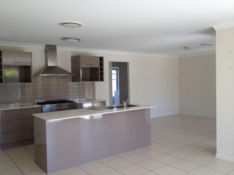 5 Francene Place, Birkdale QLD 4159