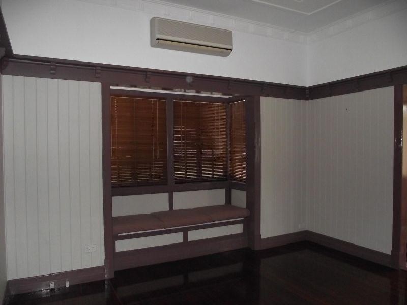 31 Glindemann Dve, Holland Park QLD 4121