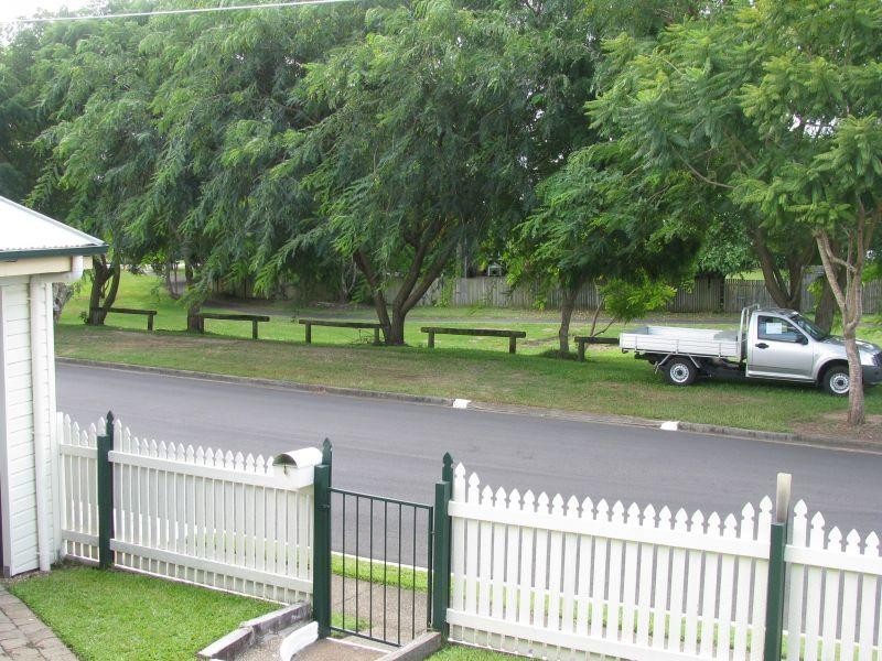 31 Glindemann Dve, Holland Park QLD 4121