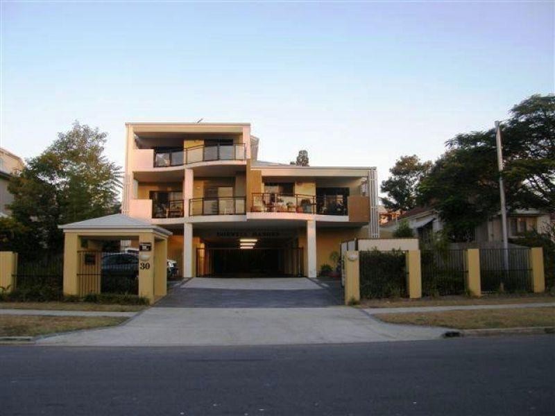 5/30 Crump Street, Holland Park QLD 4121