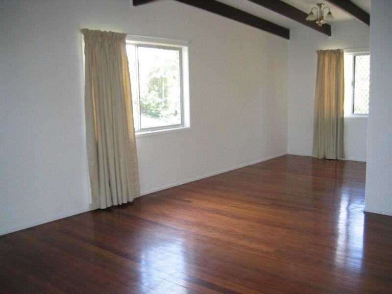 11 Howlett Street, Capalaba QLD 4157