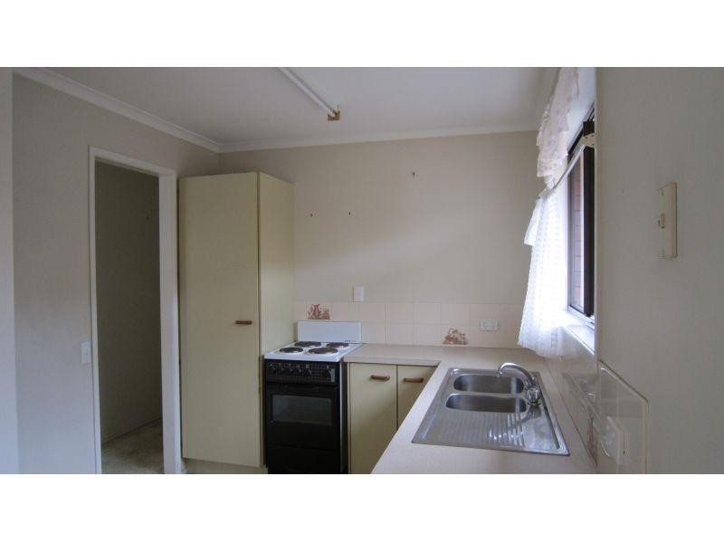 13 Leon Street, Thorneside QLD 4158