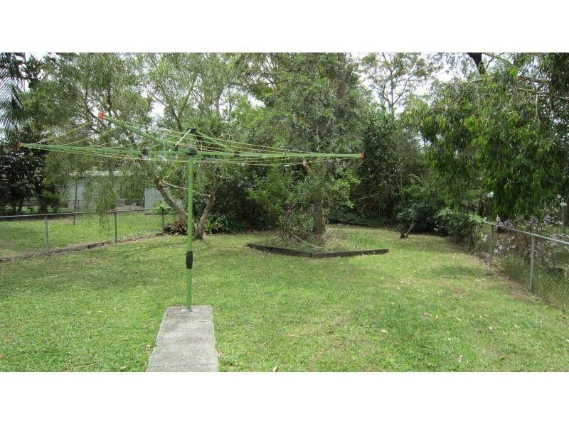 13 Leon Street, Thorneside QLD 4158