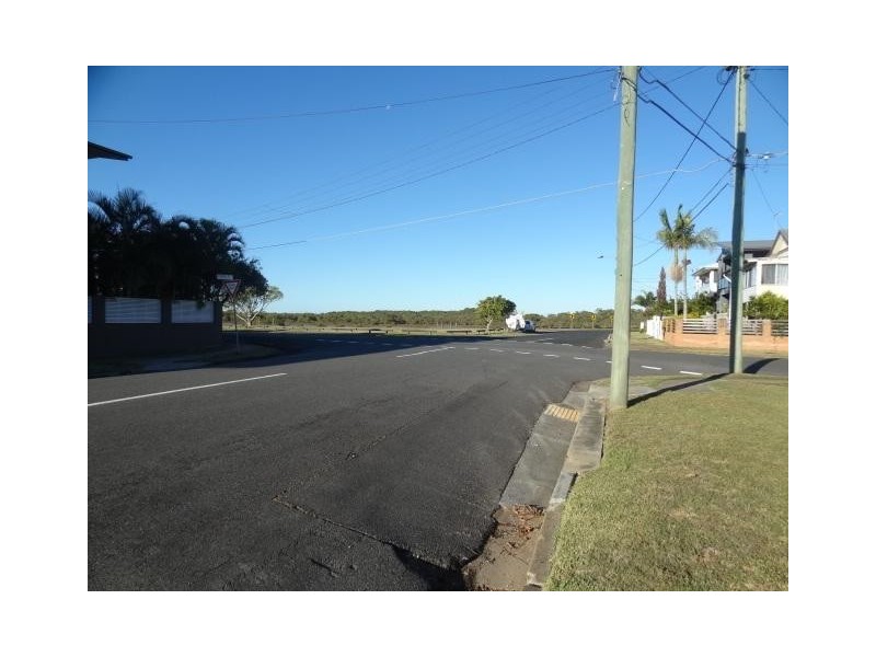 2 Booran Street, Lota QLD 4179