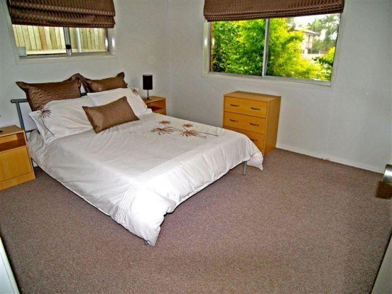 27 Kennedy Drive, Capalaba QLD 4157