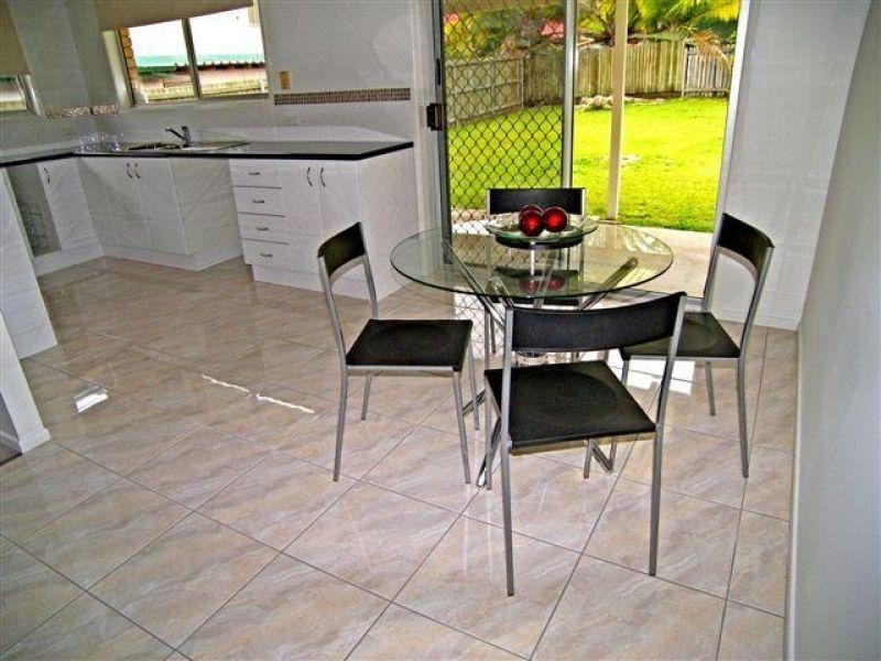 27 Kennedy Drive, Capalaba QLD 4157