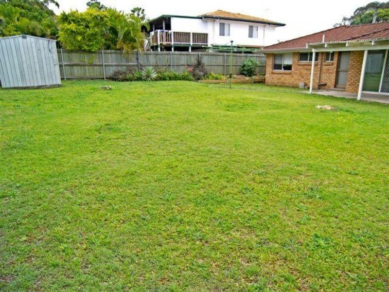 27 Kennedy Drive, Capalaba QLD 4157