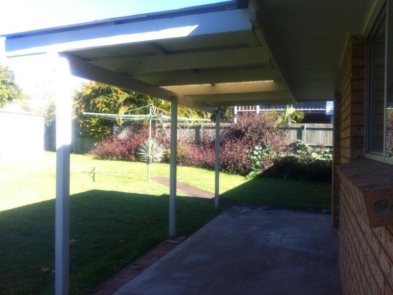 27 Kennedy Drive, Capalaba QLD 4157