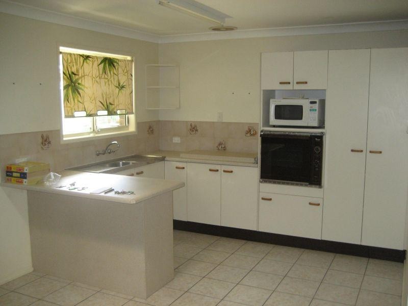 2 Tina, Redland Bay QLD 4165