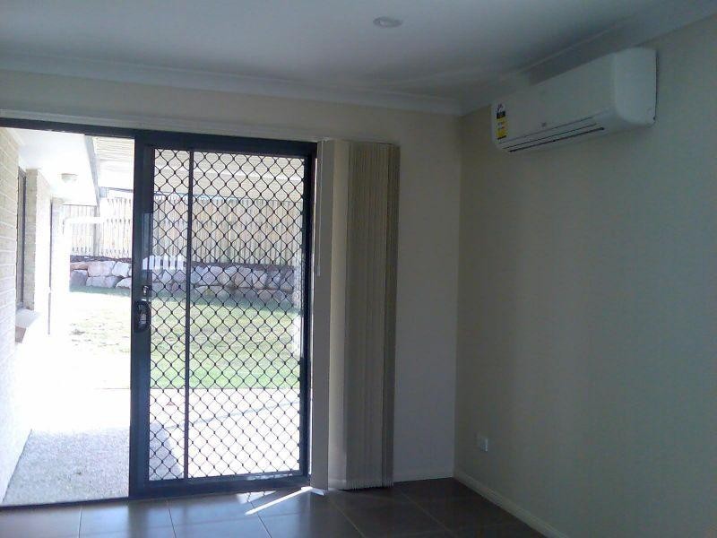 15 Rebecca Circuit, Eagleby QLD 4207