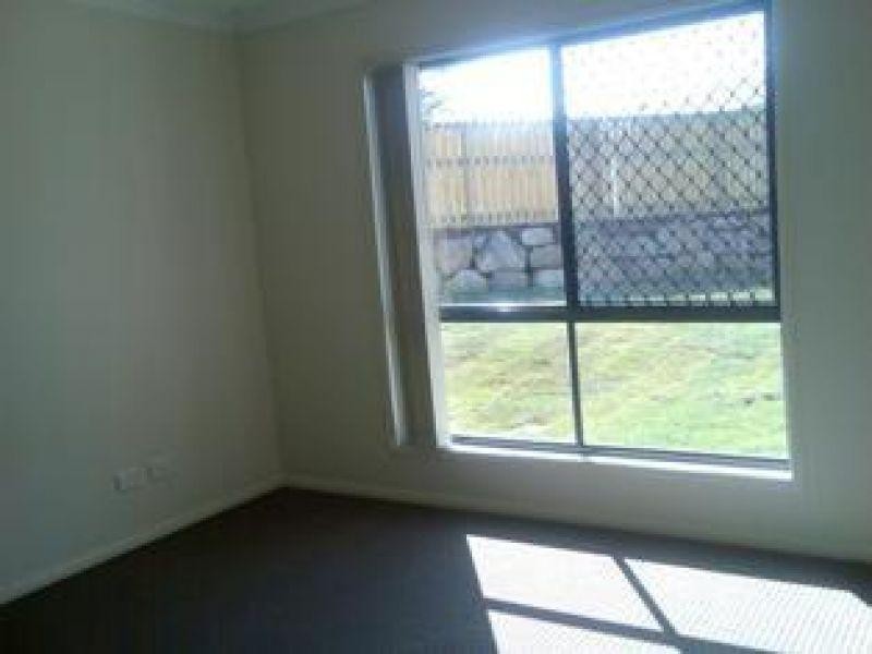 15 Rebecca Circuit, Eagleby QLD 4207