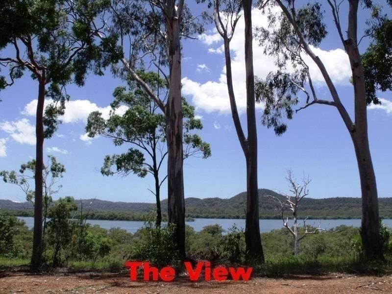 18 Aquamarine Avenue, Russell Island QLD 4184