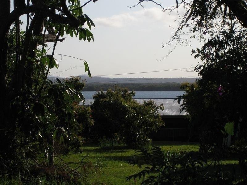 20 Mark Road, Russell Island QLD 4184