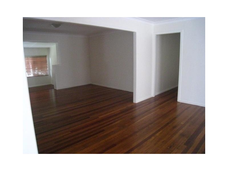 7 The Tor Walk, Russell Island QLD 4184