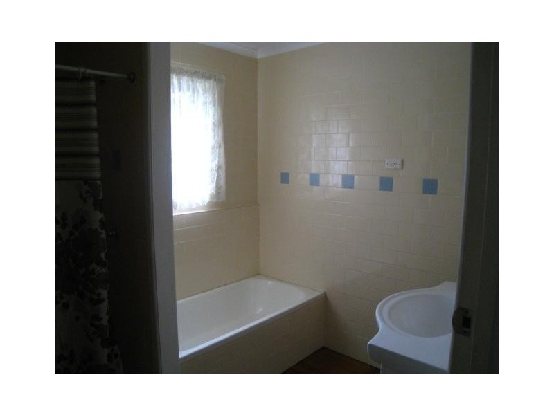 7 The Tor Walk, Russell Island QLD 4184