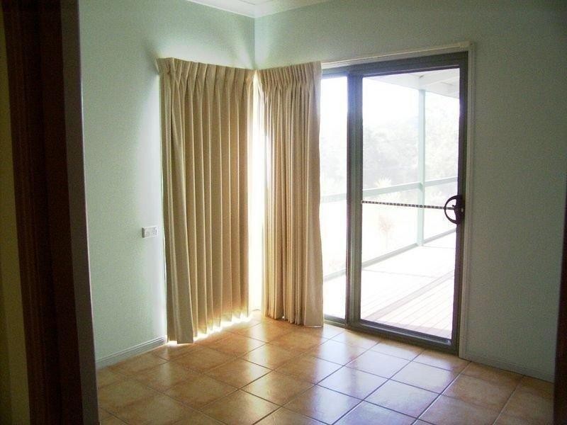 5 Crescent Drive, Russell Island QLD 4184