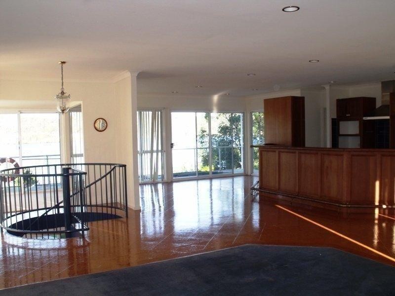 101 Wahine Drive, Russell Island QLD 4184