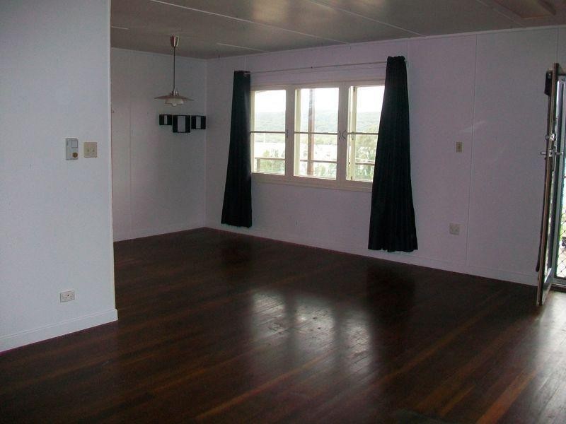 82 Wahine Drive, Russell Island QLD 4184