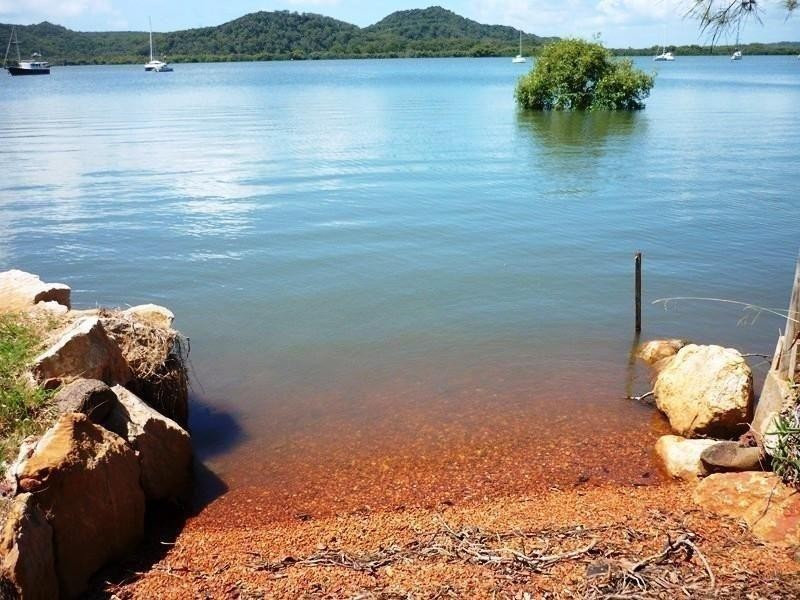 16 Emerson Street, Russell Island QLD 4184